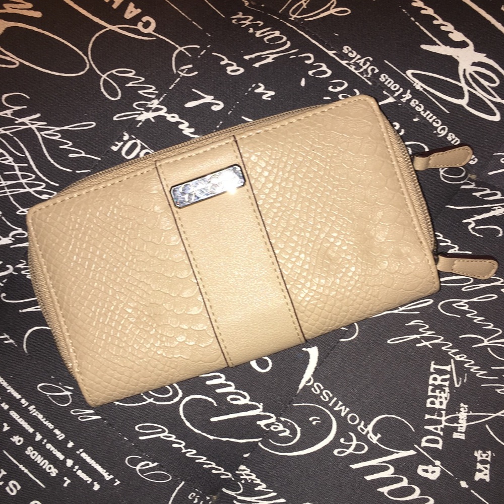 Brand New Jessica Simpson wallet